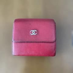 CHANEL シャネル 三つ折り財布 レッド 保証カード付きのサムネイル