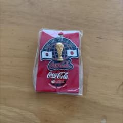 2002 FIFA World Cup コカ・コーラ ピンバッジ - メルカリ