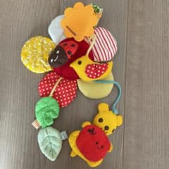 コンビ くるまでメリー りんごの木のサムネイル