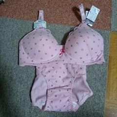 新品タグ付き マタニティーブラ&ショーツのサムネイル