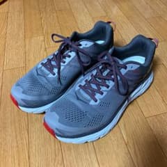 週末限定値下げ！HOKA ONEONE クリフトン6 WIDE 28.5のサムネイル