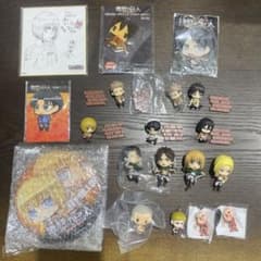 進撃の巨人 ミニフィギュア 缶バッジ 色紙 アクリルキーホルダー