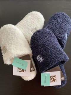 【新品】カシウェア　kashwere スリッパ　ホワイトのサムネイル