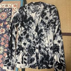 薄手カーディガンのサムネイル