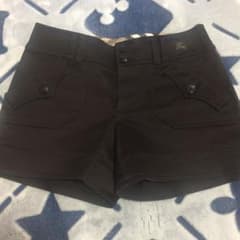 ショートパンツのサムネイル