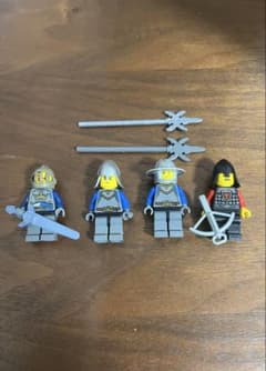 LEGO 中世騎士 ミニフィギュア 4体セットのサムネイル