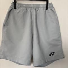 YONEX ライトグレー ハーフパンツのサムネイル