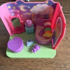 【ギャビーのドールハウス】ピローキャットのベッドルーム