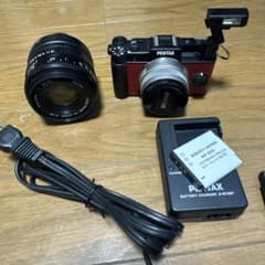 レア赤革】PENTAX Q10 コンパクトデジタルカメラ 別レンズ付