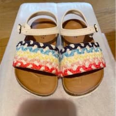 新品未使用　baby gap  サンダルのサムネイル