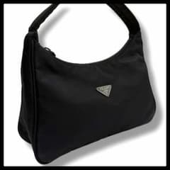 ✨PRADA✨プラダ✨ハンドバッグ✨ハーフムーン✨ナイロン✨三角ロゴプレート✨ 6160 美品 プラダ 三角プレート ハーフムーンナイロンハンドバッグ