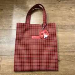 familiar ファミリア チェック トートバッグ チャーム付き - メルカリ