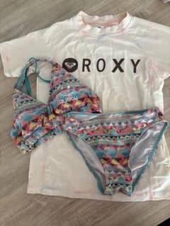 ROXY ラッシュガード ビキニ 3点セット 140のサムネイル