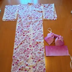 花柄ピンク浴衣・帯セット　フリーサイズのサムネイル