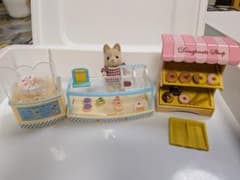シルバニアファミリー ドーナツショップ ケーキ屋セットのサムネイル