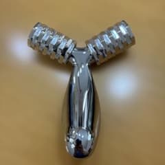 ReFa 美顔器 シルバー 本体 付属品あり 正規品 美品 ReFa リファ 美顔ローラー 本体 シルバー - メルカリ