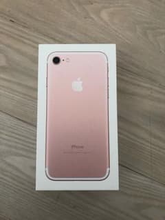 笹岡光生様専用☆SIM解除済み☆iPhone7 新品未使用のサムネイル