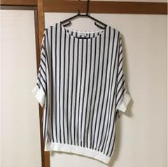 ローリーズファーム トップスのサムネイル