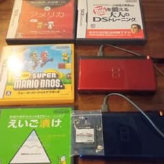任天堂DSLite　2台　プラス　ソフト5個のサムネイル