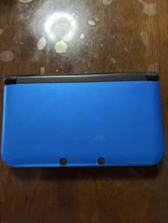 Nintendo 3DS LL ブルー 本体 8ギガメモリ付きのサムネイル