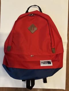 THE NORTH FACE バックパック レッド×ネイビー28Lのサムネイル