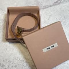 miu miu ハートチャーム レザーブレスレット箱付きピンク色　Mサイズのサムネイル