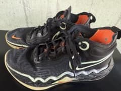 NIKE air zoom G.T. runのサムネイル