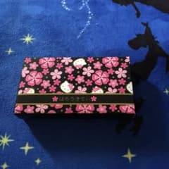 ぉぃcha様専用 キティ長財布のサムネイル