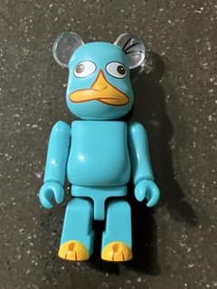 肉*屋様 ベアブリック フィギュアセットのサムネイル