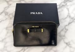 残り一点 PRADA リボン ラウンドファスナー長財布 黒 箱付 正規品のサムネイル