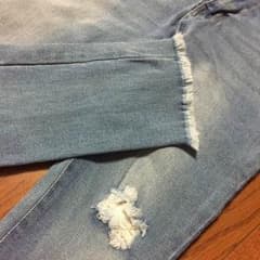 ダメージジーンズ レディースのサムネイル