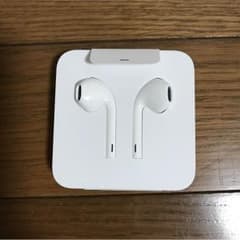 iphone7用イヤホン 【ちょす様専用】のサムネイル