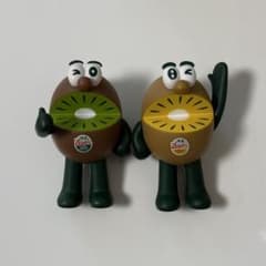 Zespri キウイブラザーズ フィギュア 2025年2体セット - メルカリ