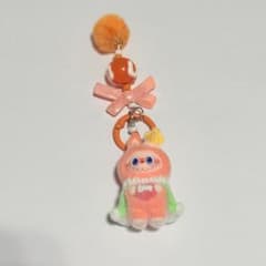 モンスター風 キャラクター キーホルダー ポンポン付きのサムネイル