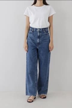 値下げアッパーハイツ upper hights THE OLIVIA サイズ24のサムネイル