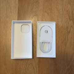Apple iPhone 外箱 充電ケーブル付きのサムネイル