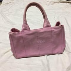 ぺりー様専用 プラダ カナパLのサムネイル