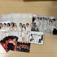 TWICE Celebrate 初回限定版Bのサムネイル