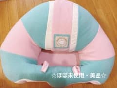 ほぼ未使用・美品☆ハガブー　お座り練習ベビーチェアのサムネイル