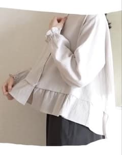 ゆべし　mushroomのコラボ　福袋　ブラウスのサムネイル
