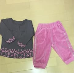新品 ロングTシャツとパンツのサムネイル