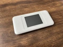 HUAWEI TECHNOLOGIES W06 ホワイトXシルバーのサムネイル