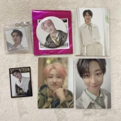 seventeen the8 トレカ 缶バッジ キーホルダー ステッカー セットのサムネイル