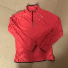 NIKE ナイキ　ウインドブレイカー　赤　レッドのサムネイル