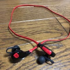 Bluetooth対応イヤホンのサムネイル