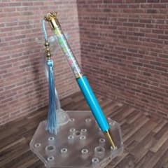 王冠のボールペン 水色 タッセル付き クラウンチャーム 装飾のサムネイル