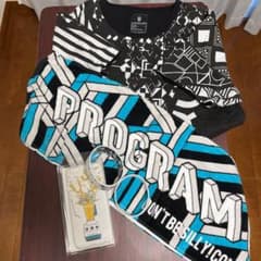 UNISON SQUARE GARDEN グッズ5点セット　Tシャツ、タオルなどのサムネイル