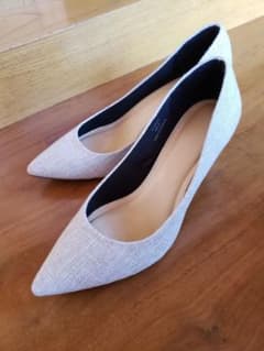GU パンプス 美品のサムネイル