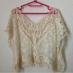 美品レースTシャツ☆のサムネイル