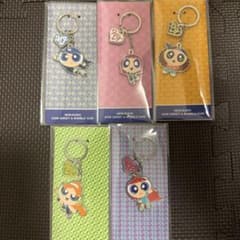 NewJeans パワパフ キーホルダー　How Sweet 5種セット NewJeans パワパフ キーホルダー How Sweet 5種セット - メルカリ